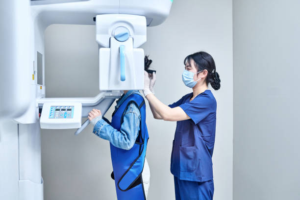 Best Emergency Dental Care for Broken or Chipped Teeth in Hollywood, FL